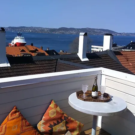Apartment Luxury Art Penthouse Bergen